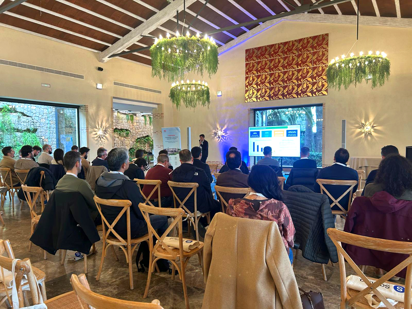 202603Marzo04-Roadshow Soluciones C&I-Saclima Solar Fotovoltaica-Huawei-2026-13-edit